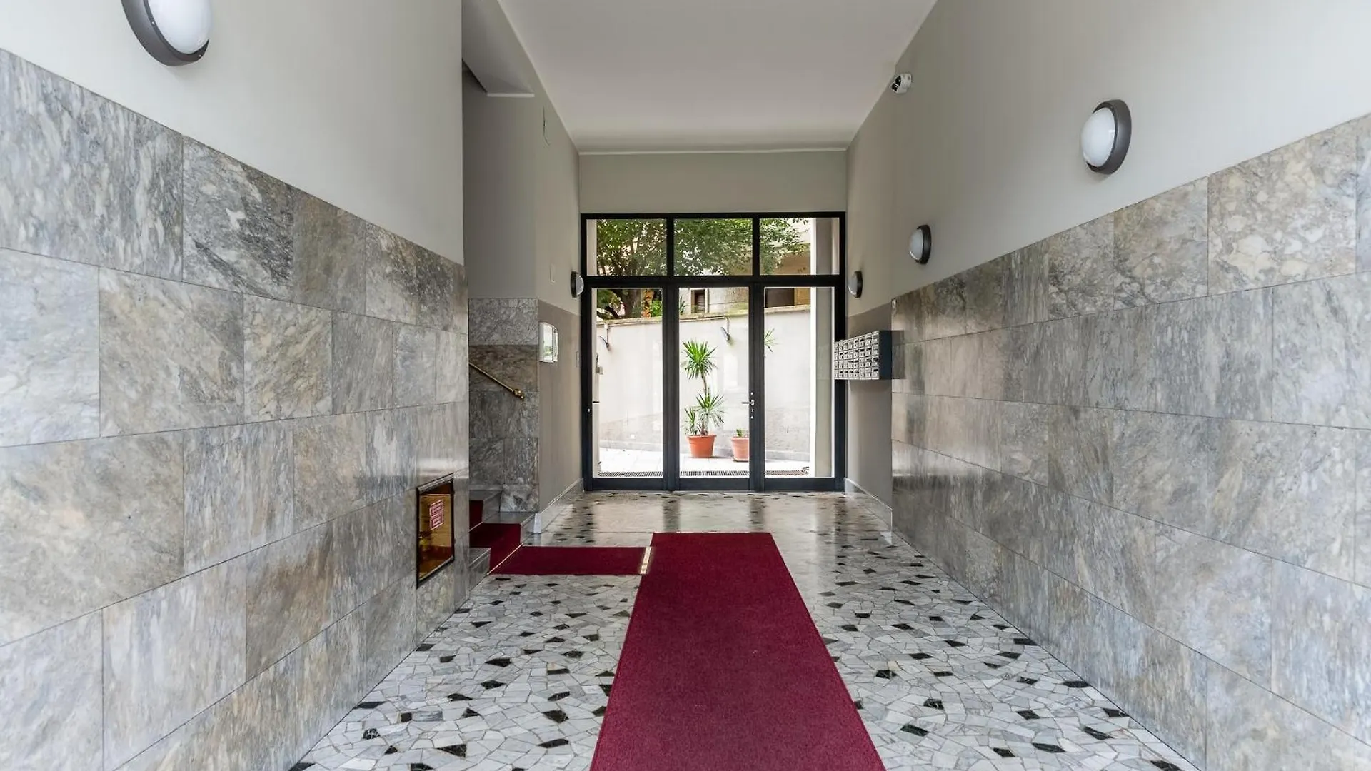 Apartment 2 Bedroom Gem Next To Central Station With Ac Milan